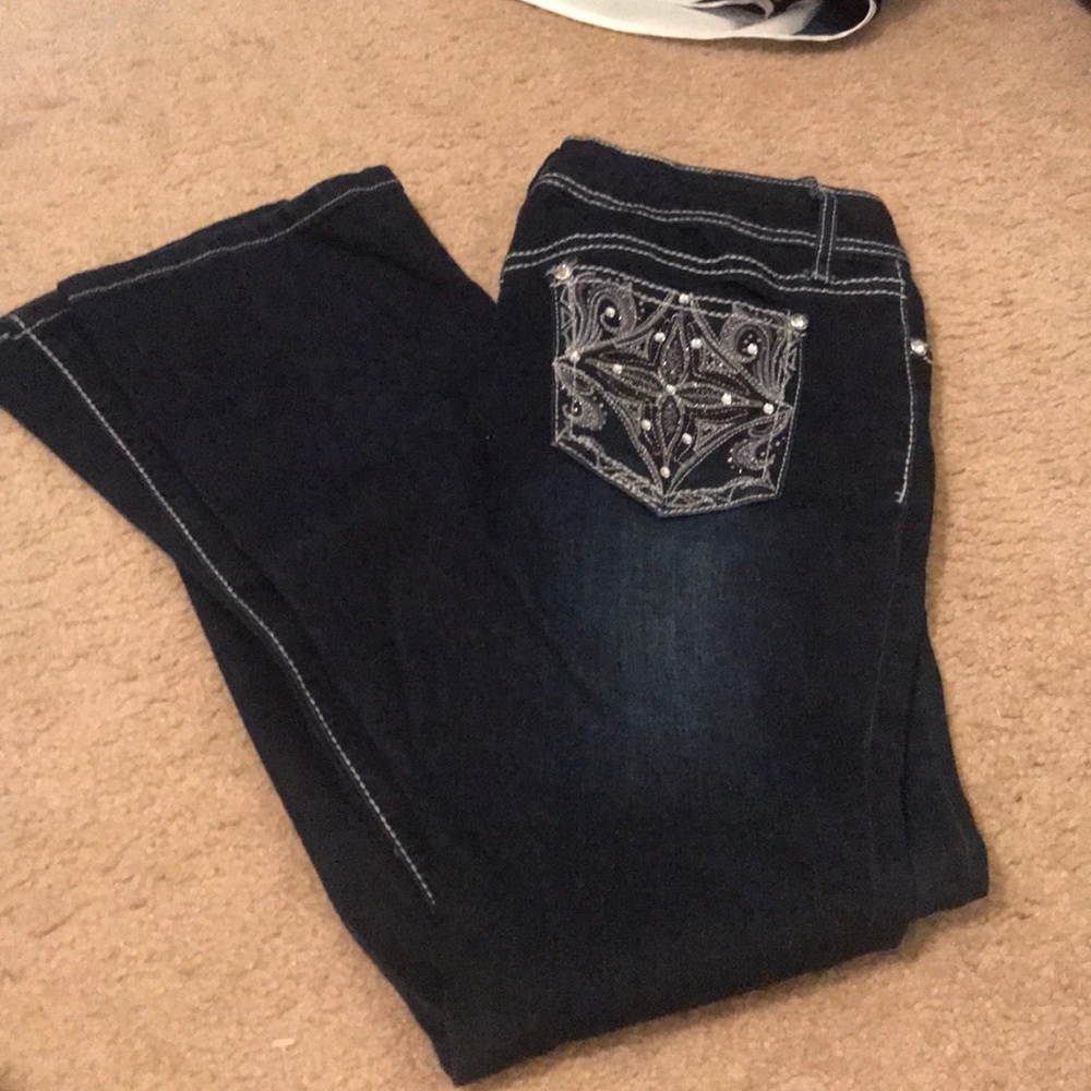 Apt. 9 size 8 jeans with bling